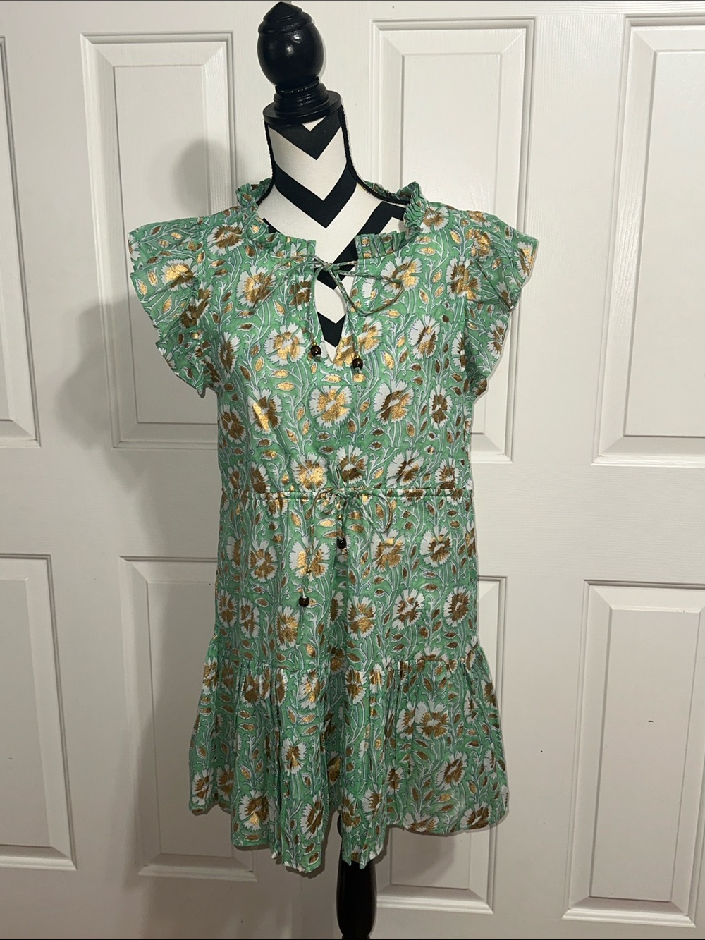 Oliphant Green Floral Tie-Neck Casual Dress